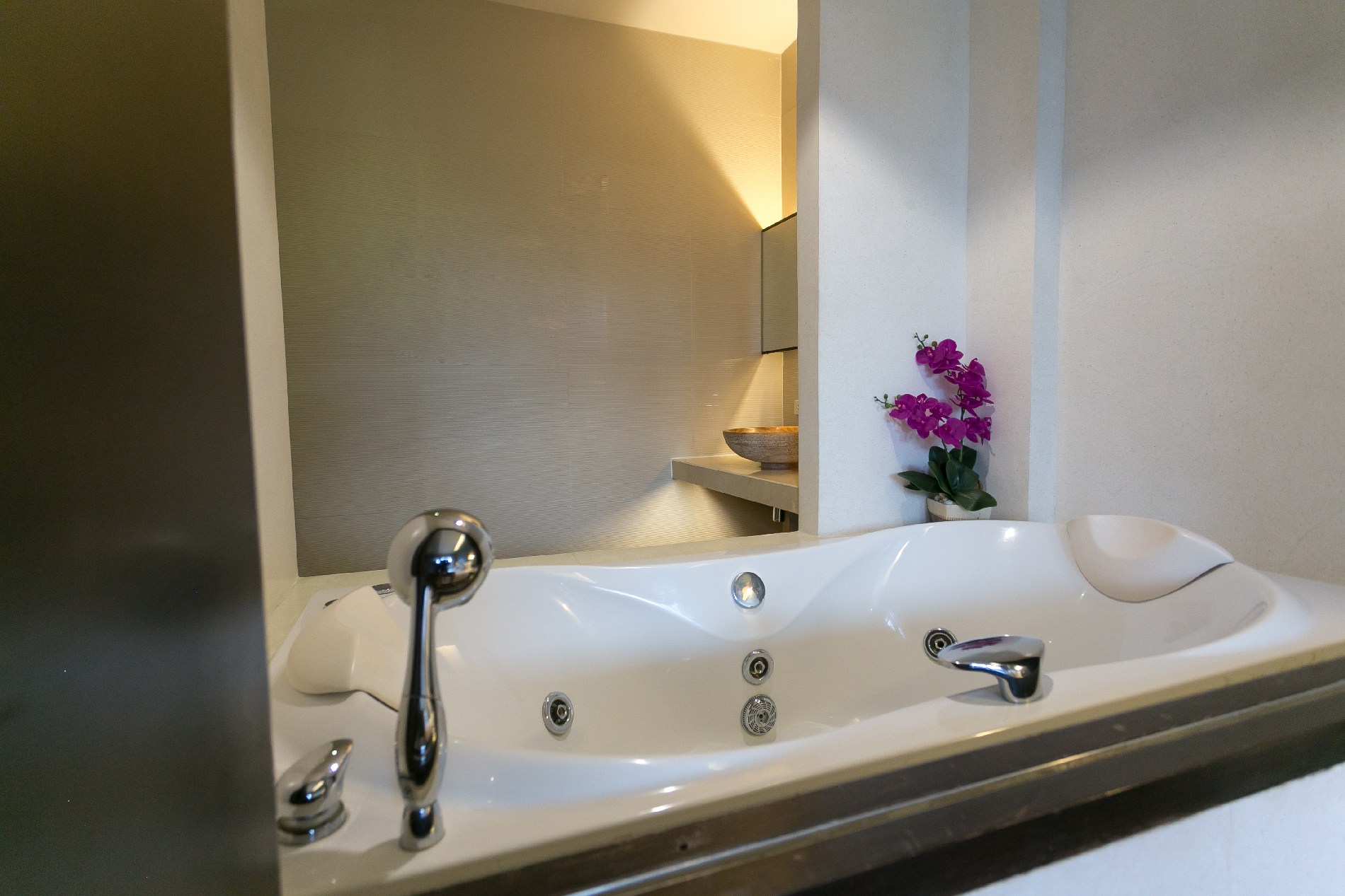 One Bedroom Deluxe Suite Plunge Pool | Accommodation | Official Hotel ...